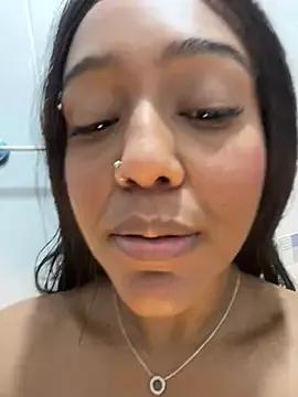 Kaiisa_ on StripChat 