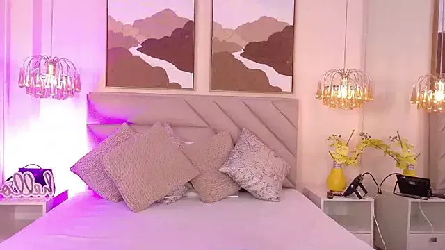 kendalFox_ on StripChat