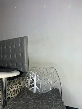 Kendall_Hotsexy_x — make me happy