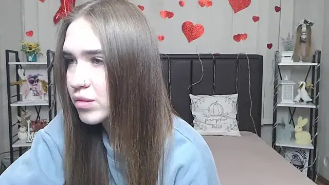 LauraHlot on StripChat