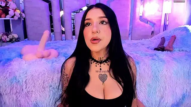 Leiaa_ — Freechat on StripChat