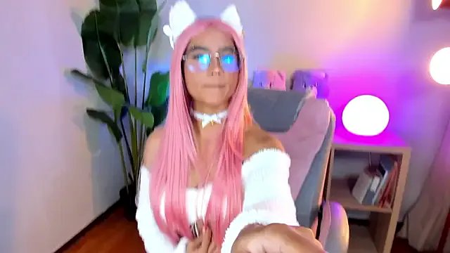 Lia_flor on StripChat