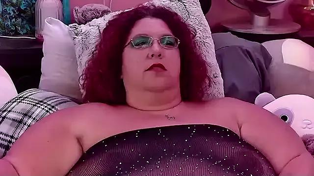 lil-gemini-hippy — seductive blow job on toy 2 min