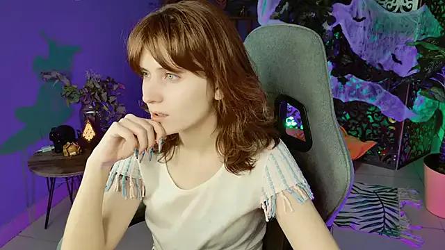 LolaAsmus on StripChat 