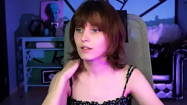 LolaAsmus on StripChat 