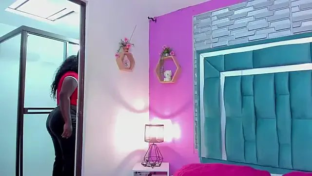 LORENSCOLLINS — Make me feel the fire :fire::devil::ahh: