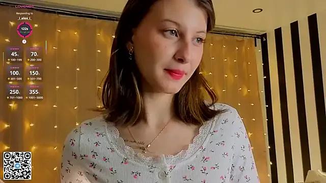 LorinaMaffitt — Freechat on StripChat