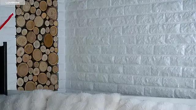 LowOncoming on StripChat 