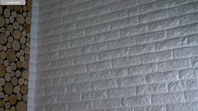 LowOncoming on StripChat 