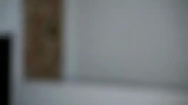 LowOncoming on StripChat 