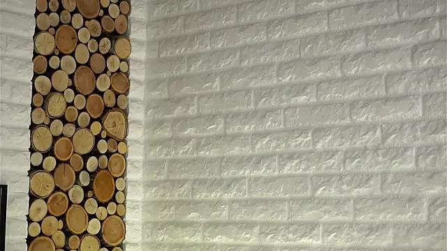 LowOncoming on StripChat 