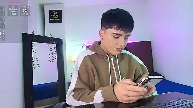 Lucass_love — my show cum