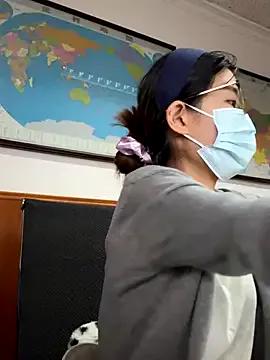 Lulu125216 on StripChat 