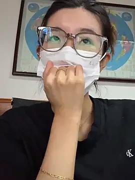 Lulu125216 on StripChat 