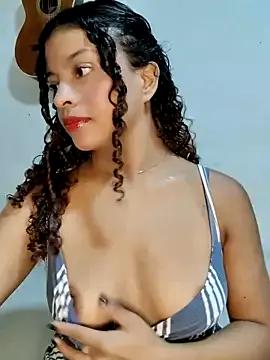 Lulupeach69 on StripChat 