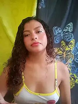 Lulupeach69 on StripChat 