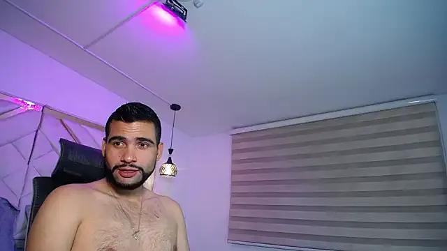 luxurycoupl on StripChat 