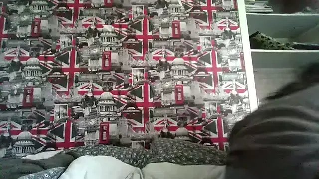 Lynylou on StripChat