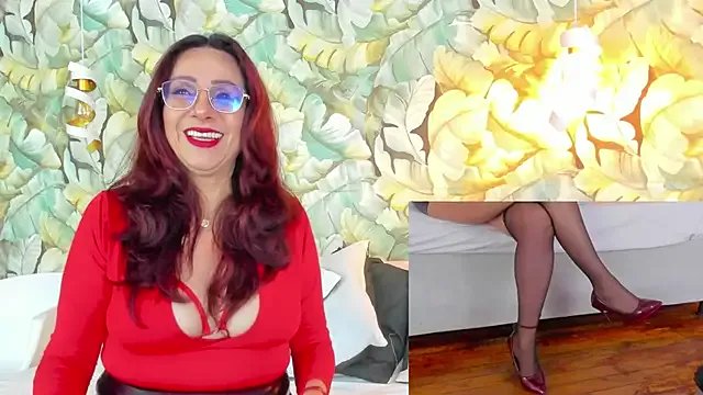 Madame_Angelic_1 on StripChat