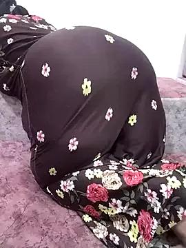 Mama_Queen_ on StripChat 