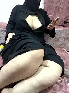 Mama_Queen_ on StripChat 