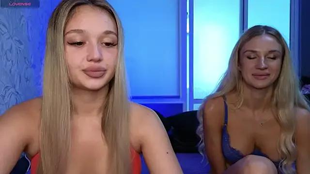 Megan_Kira — FRENCH KISS