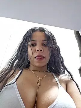 Mia_Rosex — blowjob + saliva in boobs + oil boob