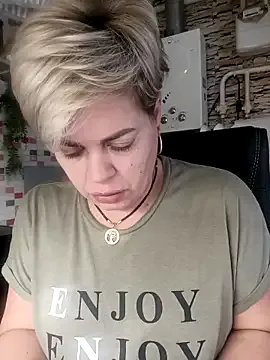 MilkySky on StripChat