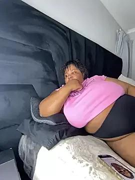 MissLola27 on StripChat 