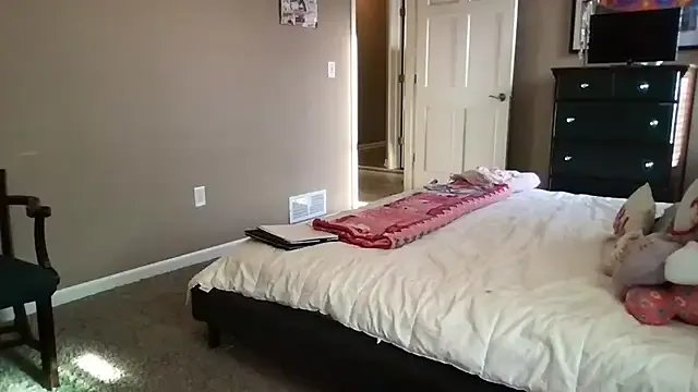 misspollypeach — Freechat on StripChat