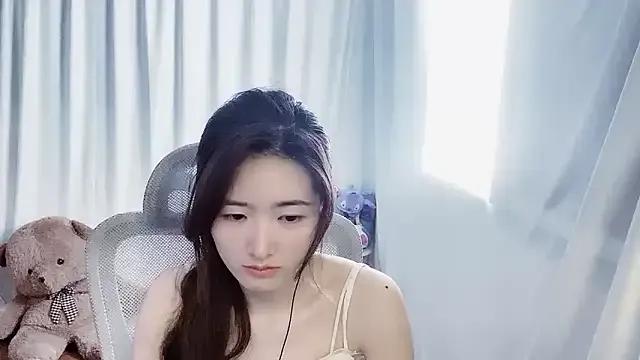 Moonlight-23 on StripChat 