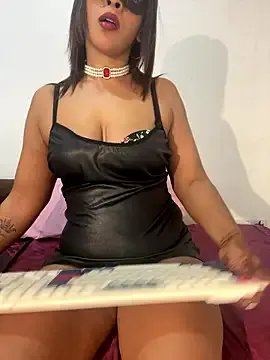 naughtyjaanu on StripChat