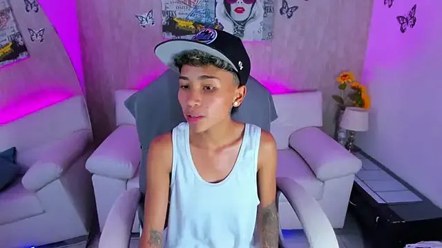 nova_sex01 on StripChat