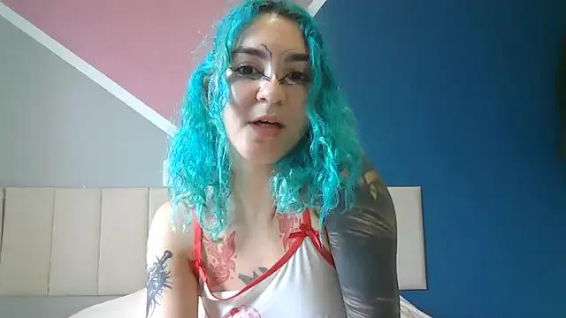 peetitefairy on StripChat 