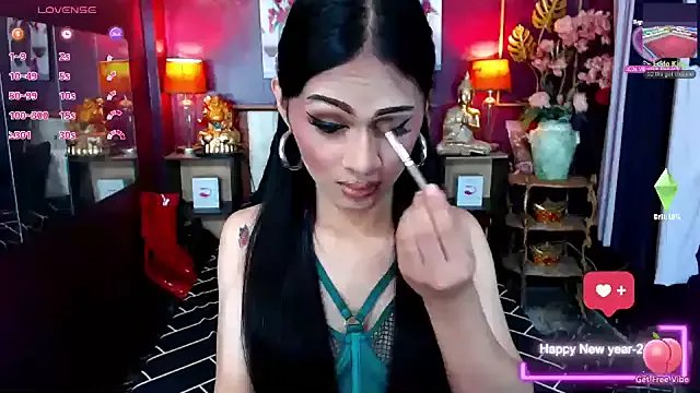 Plastique_PATRICIA on StripChat