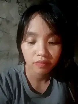 Pretty-haert on StripChat