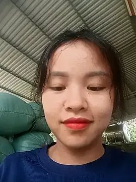 Pretty-haert on StripChat