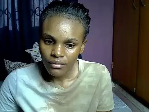 Queen_petite_ on StripChat 