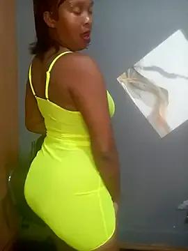 QUEENOFSQUIRT02 on StripChat 