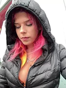 RiriRoseey — KeepNippleOut1MinVidLastTip