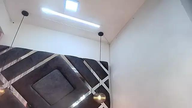 sam_lewins from StripChat is Freechat