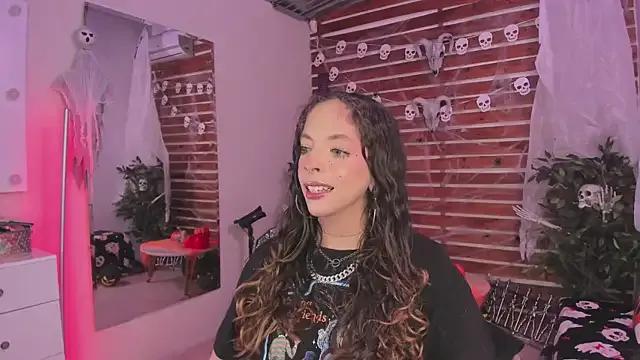 Sapphire_Venuss on StripChat 