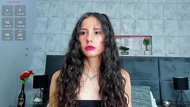 Sarah-Grace on StripChat 