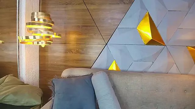 sarah_banks1 on StripChat