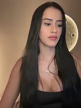 SarahhSmitth1 on StripChat