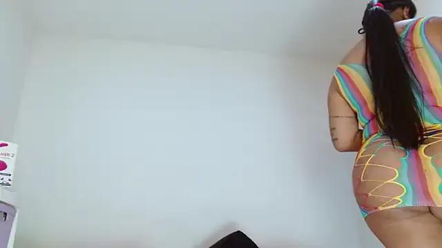 sashacreamy_ on StripChat 