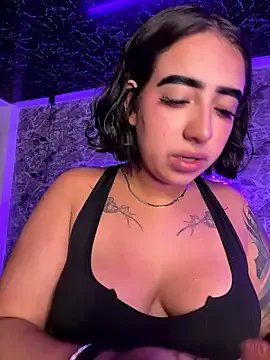 Scarlett-LS on StripChat