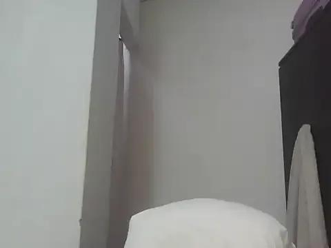 Sexxybella27 on StripChat 