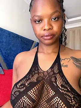 SexxyLunar on StripChat