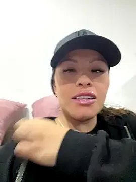 sexyyykloee on StripChat